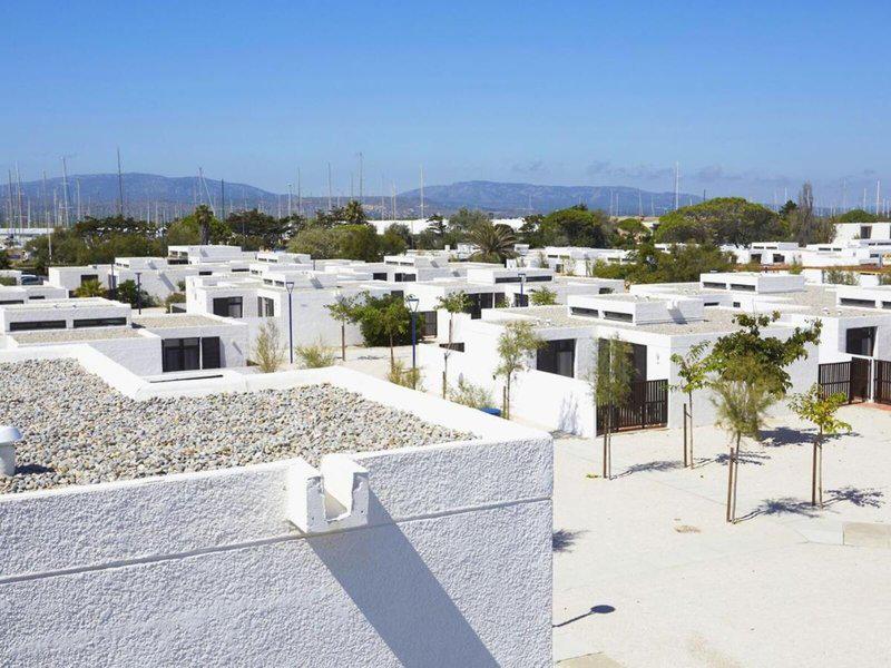 0B5D94CD4917FEEAA53BE4B025FCFB28