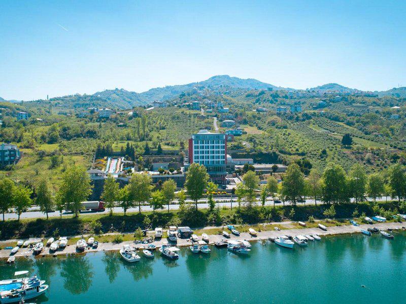 5914593BD3E7B9DAF896A4C69B24C07B