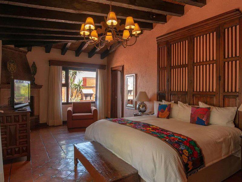 916628DCC4B759626A52896247B88653