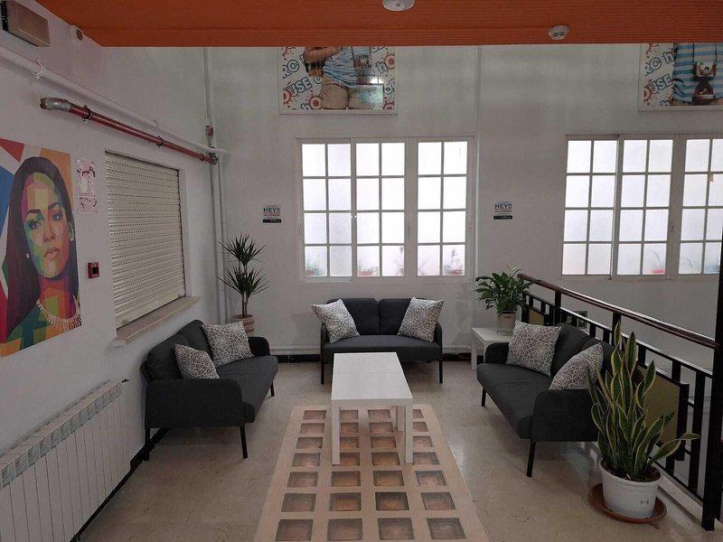 3E9CEB453E5682649EE604DBD040F475