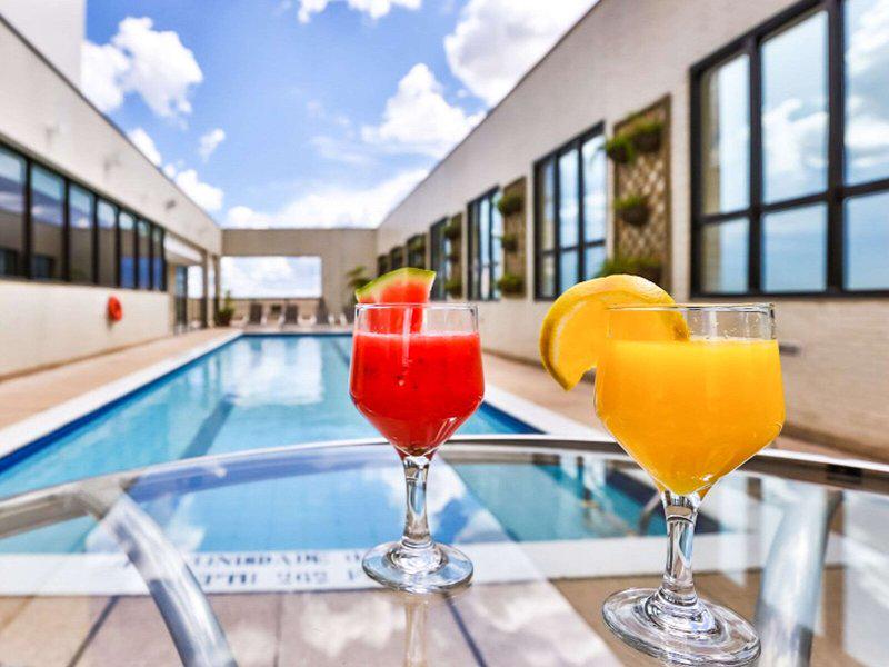 CEC33C436693C49625FBC685986720B9