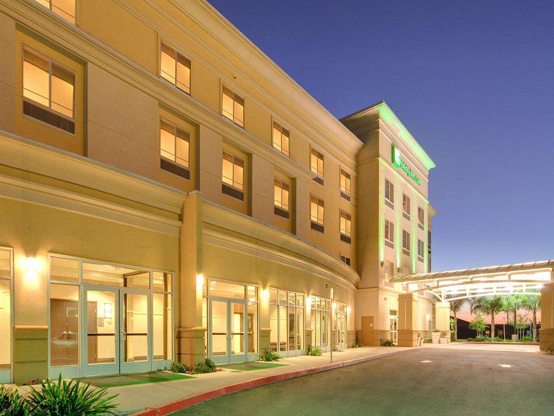 C46B820B06C5DC263C6F062FBDC5DFD5