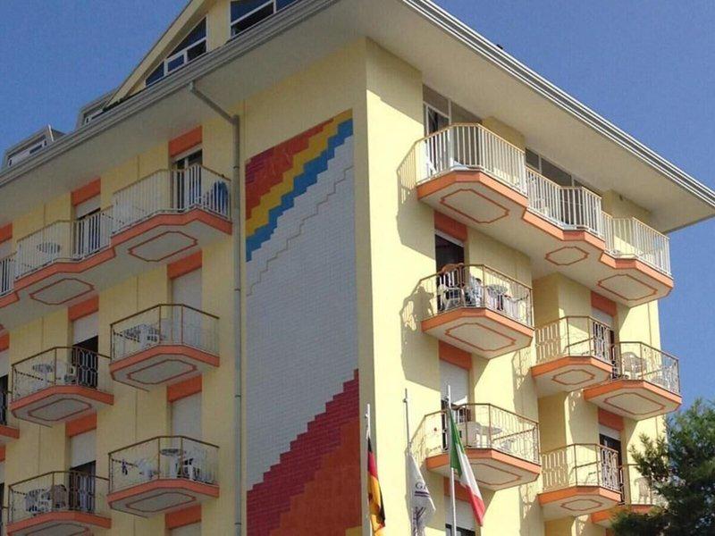 CDD6EBEDBF2443A04474CC6C0268C3C0