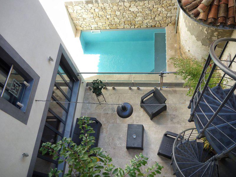 DD753A85F2D5F614B9D161966FCEA9E6