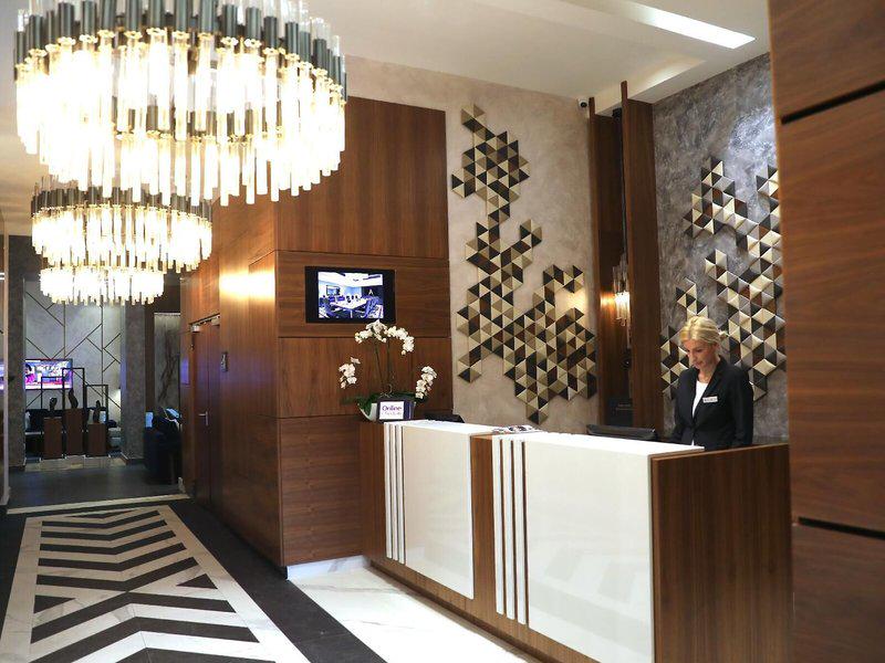 E47B8542DDF7975721403988BD9AE212