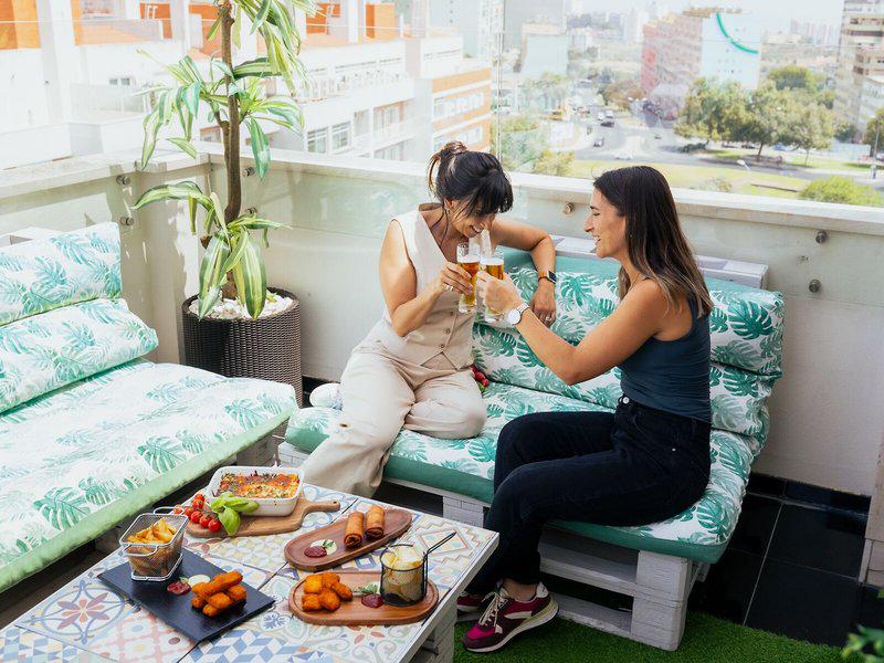 E7AE4DE9D645D5721189302915D9DD4D