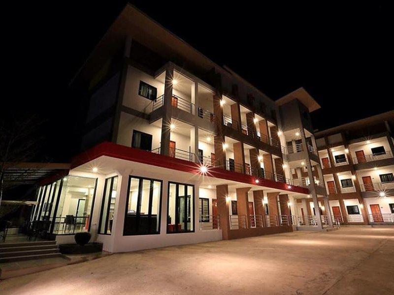 D70E395ECC7947EF300B9E467D94004C