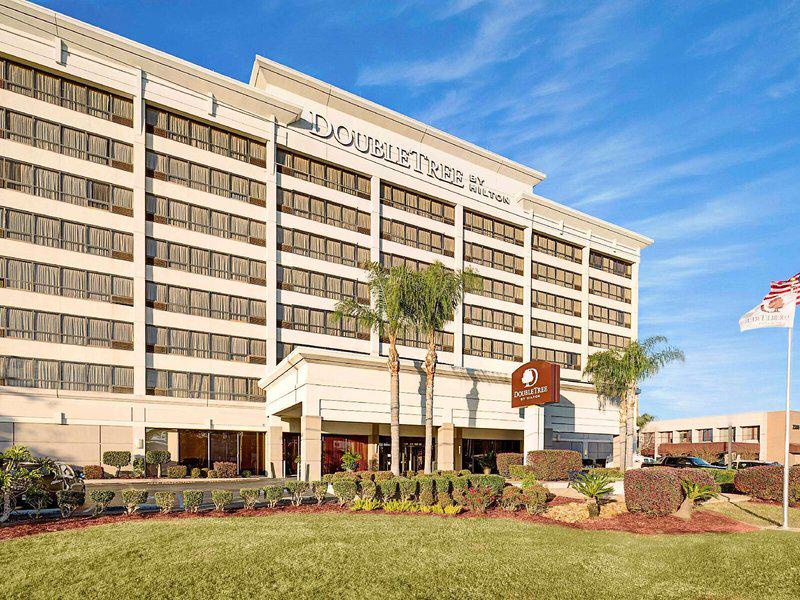 72B5A59D8F81A880BE0E1AA3CF69D65E