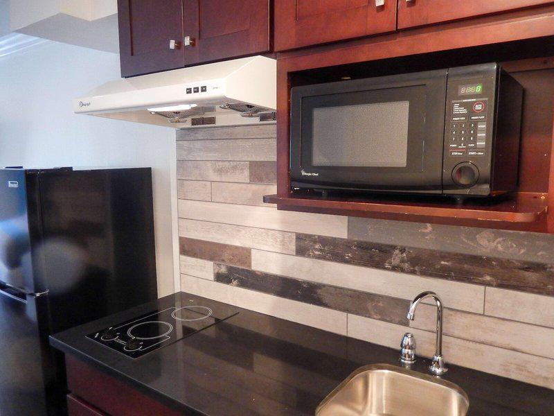 C2448947F229A5E6EF40507FB9186A64