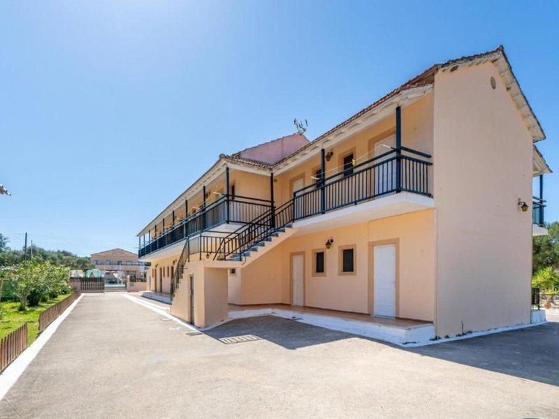 14AC5F817EA2BEBDA6EC28AEC36554E8