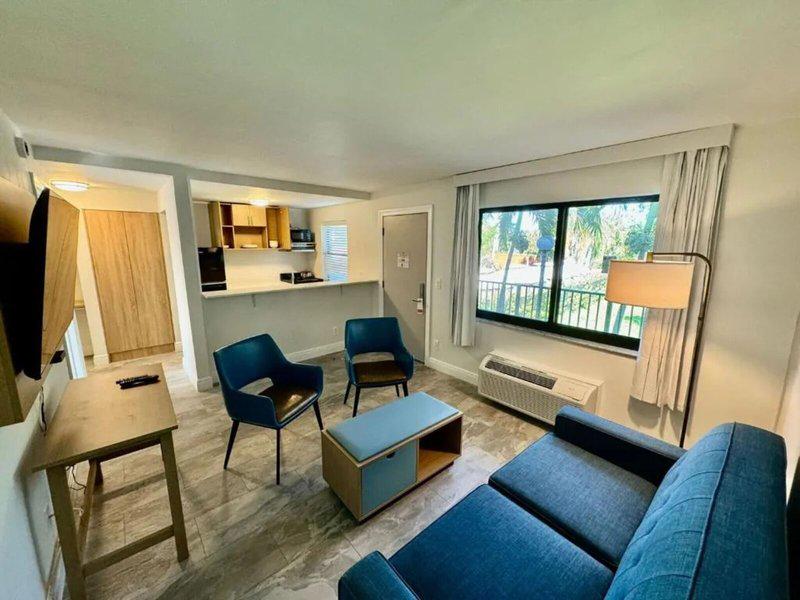 768599B1AE379BB1AF7E9AB748330067