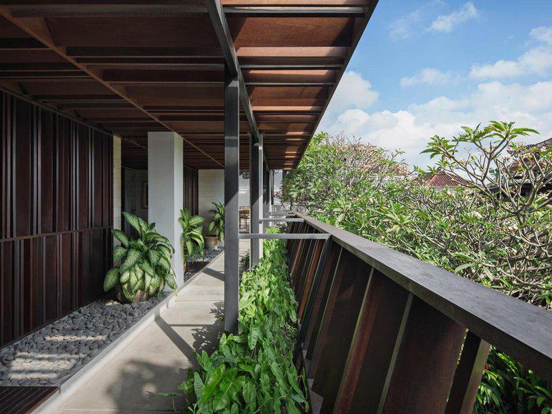 EF012A301C649E7B84FA8BF1F3A718FA