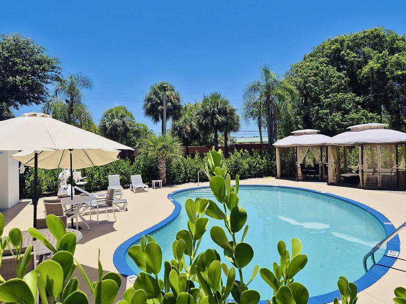 1473530C8331420681AED92C088287F2