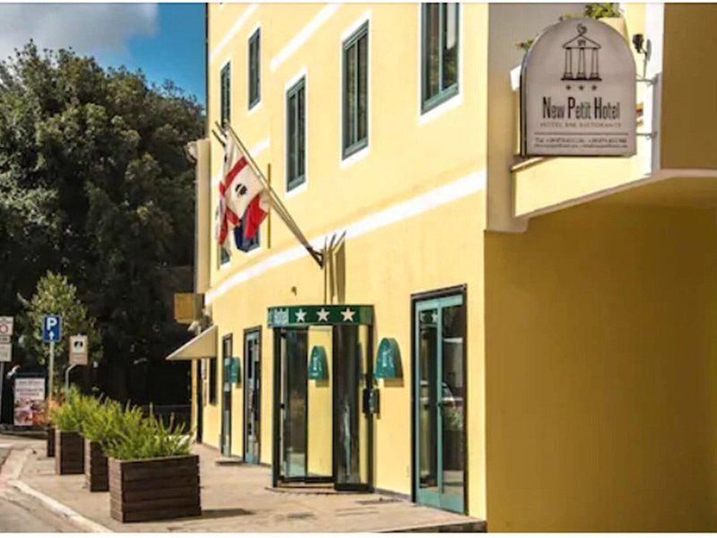 C9DB4FFA564563FFD04800927A5FA3F5