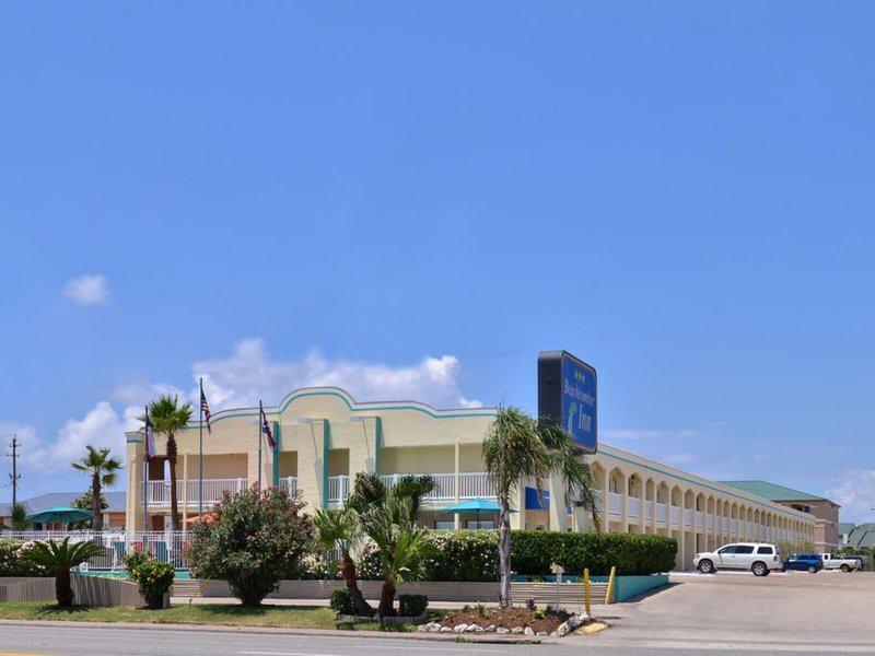 Motel 6 Galveston, TX - Beach/Seawall
