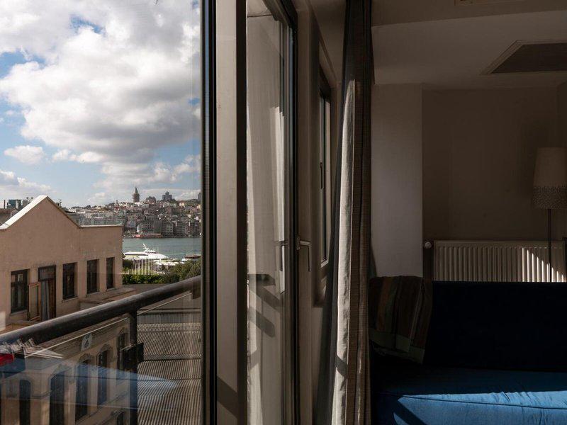 55D33D7F3DC25C8C3D1266FE85700E52