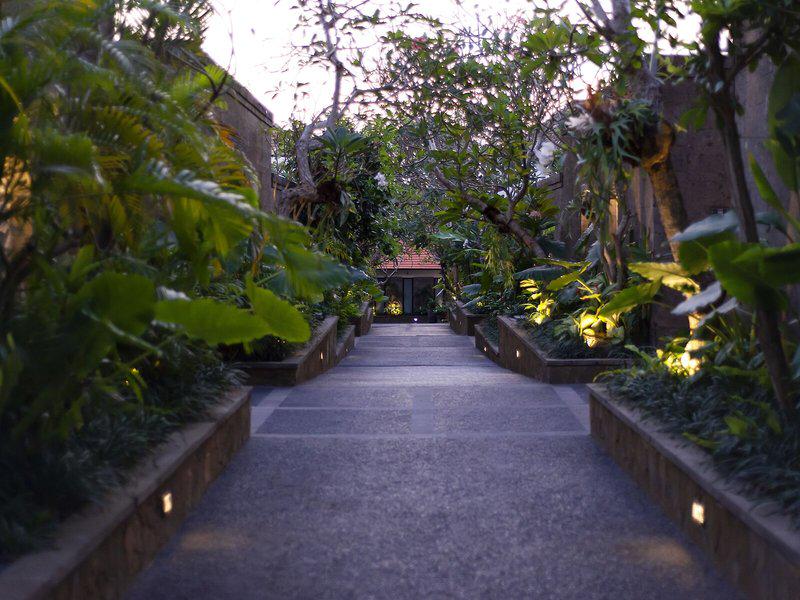 06E495F5B42B9F2F720BA3058F3D8C35