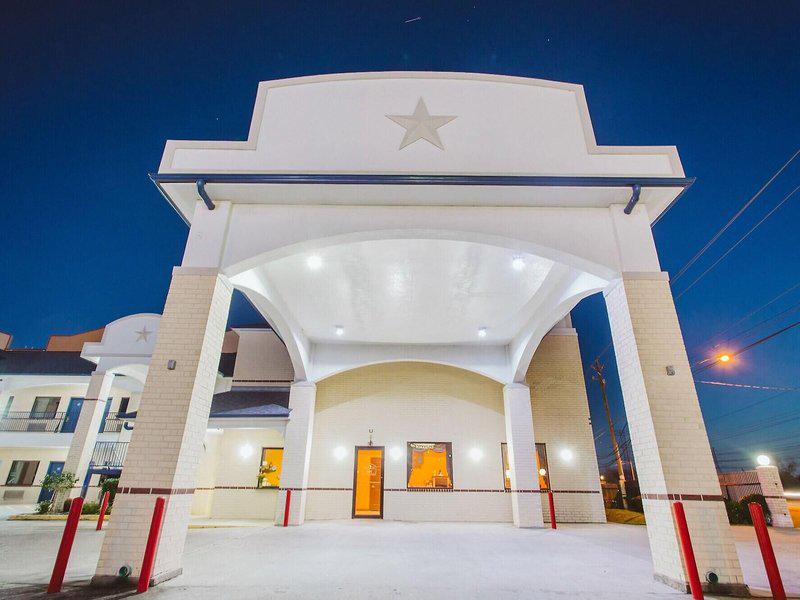 8D7C45EFA4BFA98F9696F2C93B53D9EB