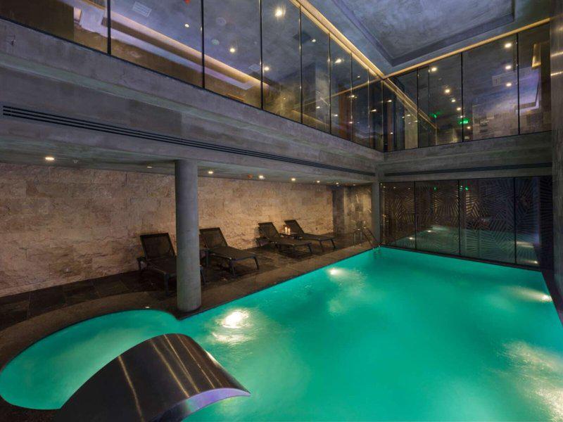 EA9C51BF8325933F51C8682CB867E6DE