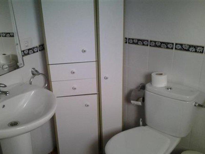 93EC5AA35361941BCD06AC98D7200271