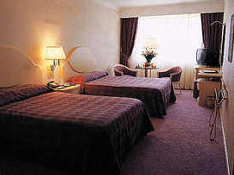 5FFD27E5C911215B009A0D695A76F5E8