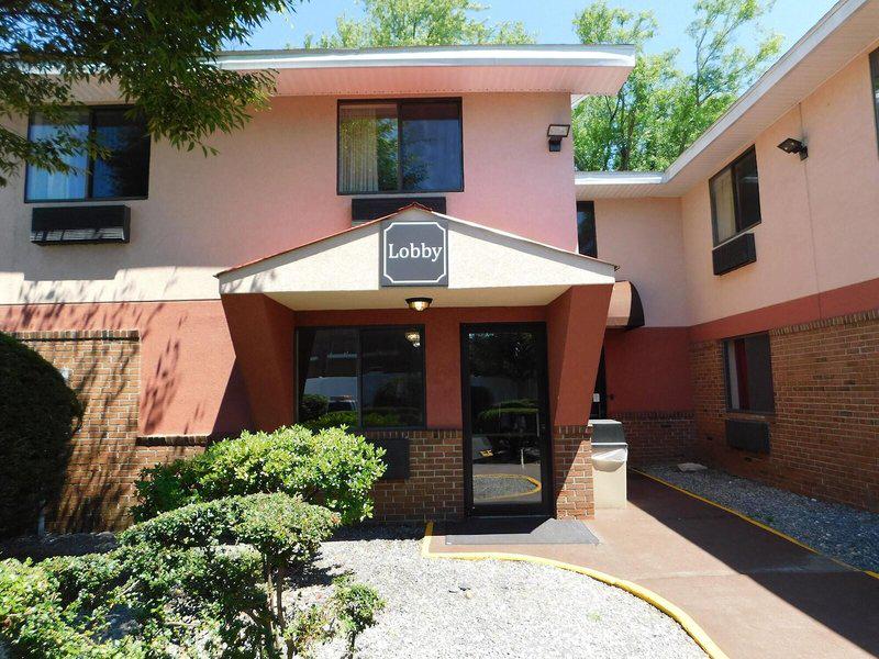 4B41B62A56E7EF953D4FD97025B96D70