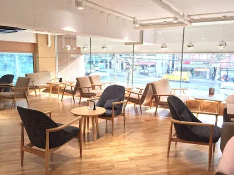 91B56D06FCC772E5A4D1D66E957B3E96