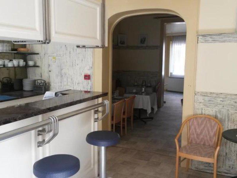 67F963CC49E2331D36B5D98460CF796A