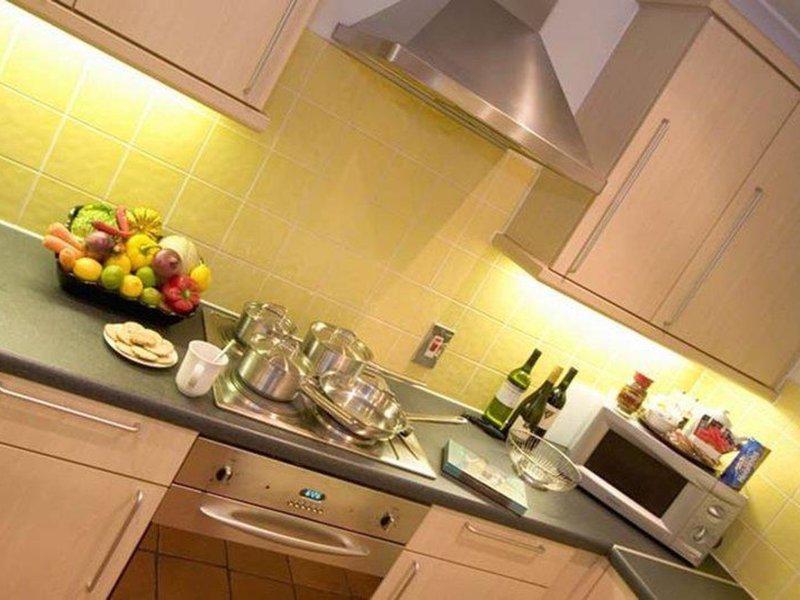 7EC355DA97B34F96F8D7920B9F499051