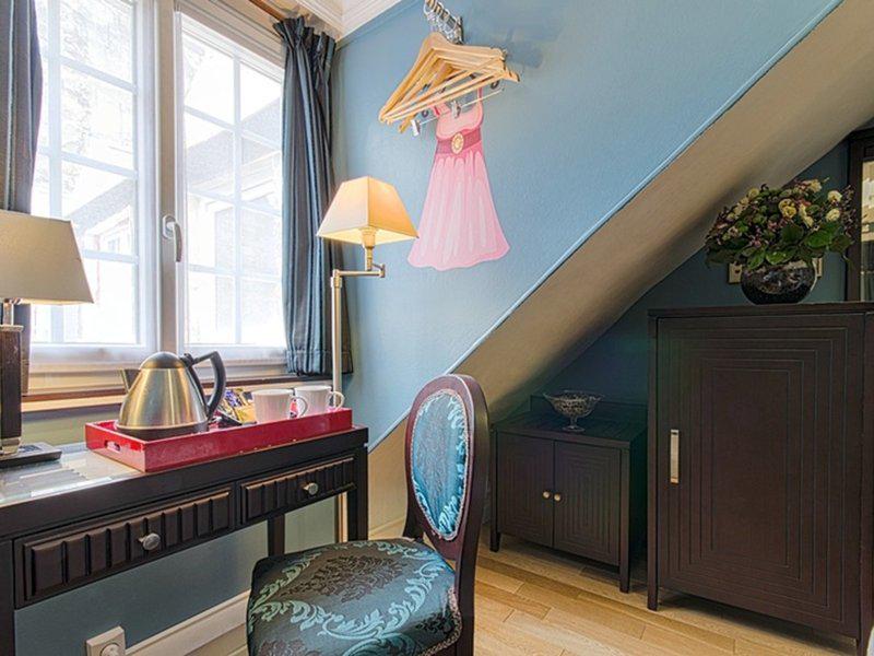 CD936FAC1C179F105C0920736454A053