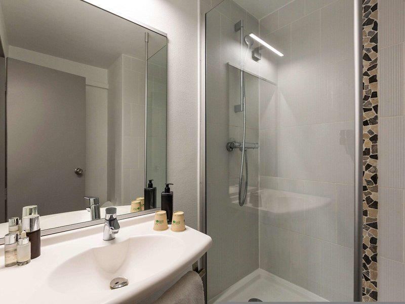 84712A53AF3242A83BE39551250A80E6