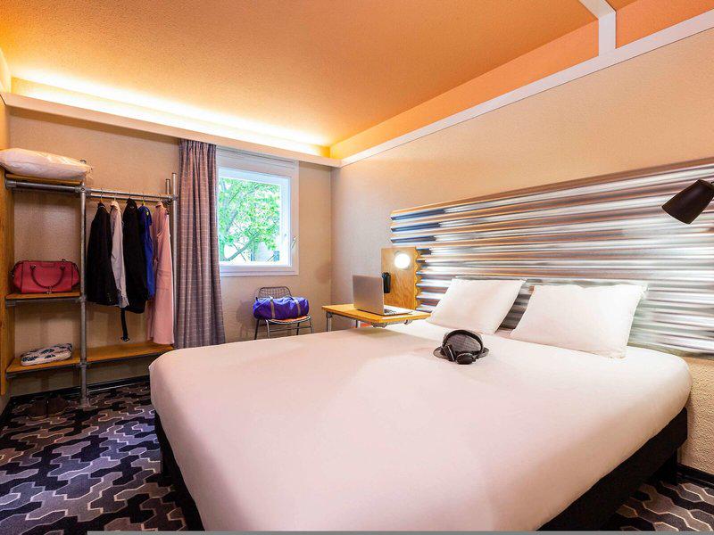 FBAAD05BDC535D9780F8D5876E56A9CB