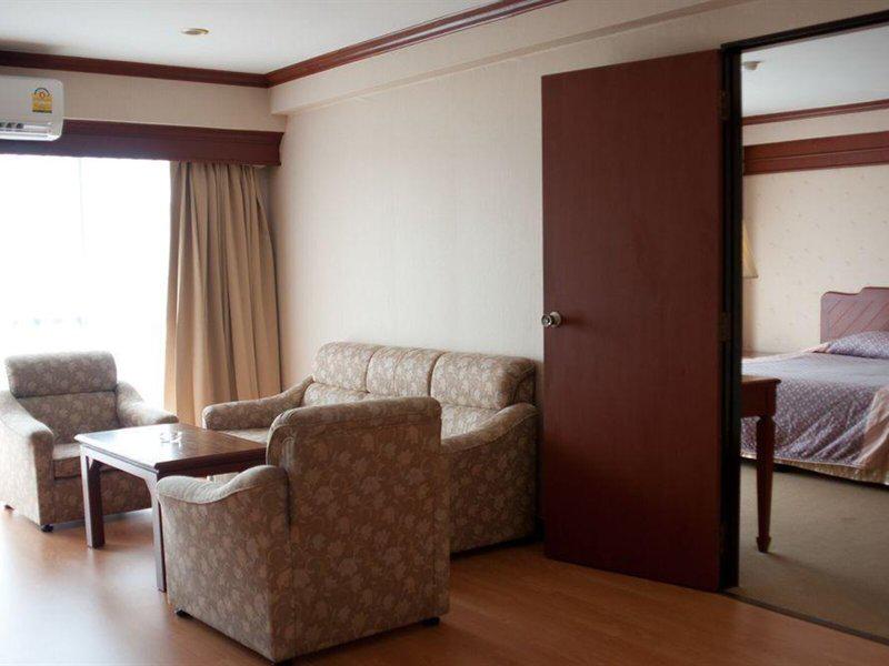 19DC9B86B4777A016518D154DB39A1AA