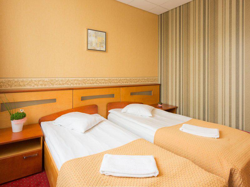 5C04484528BBECFEDDE3A0A945433308