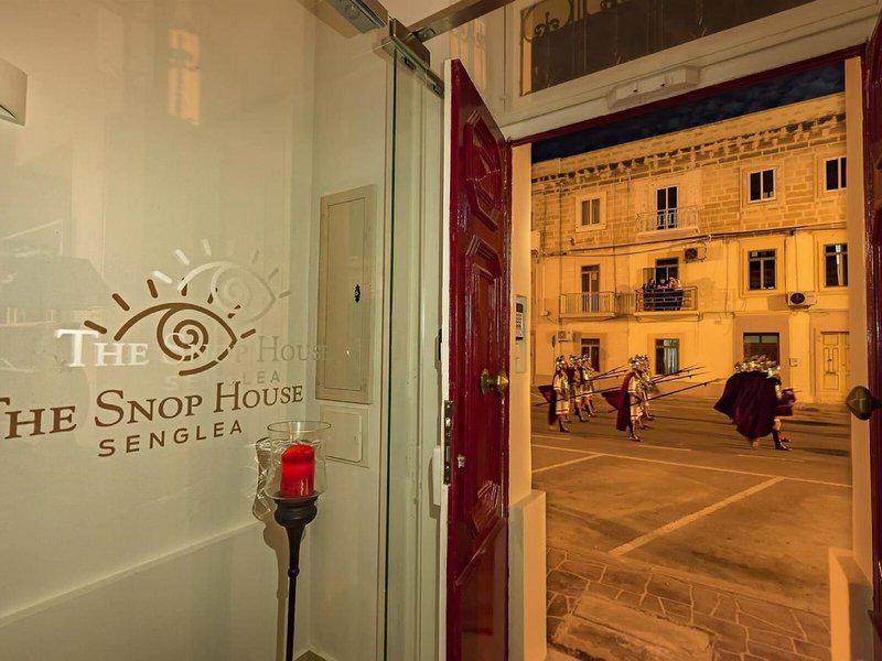 AACF218F5C8F8E039FF4C1F472EB5AF1