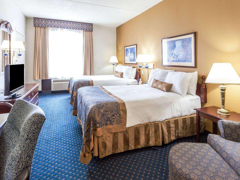 942B0B67E54C8AEE4893E6570583CD32