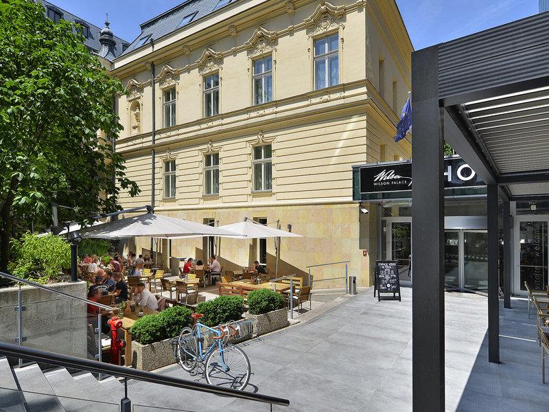 81B4B0246B3E2F559478C744650A98A0