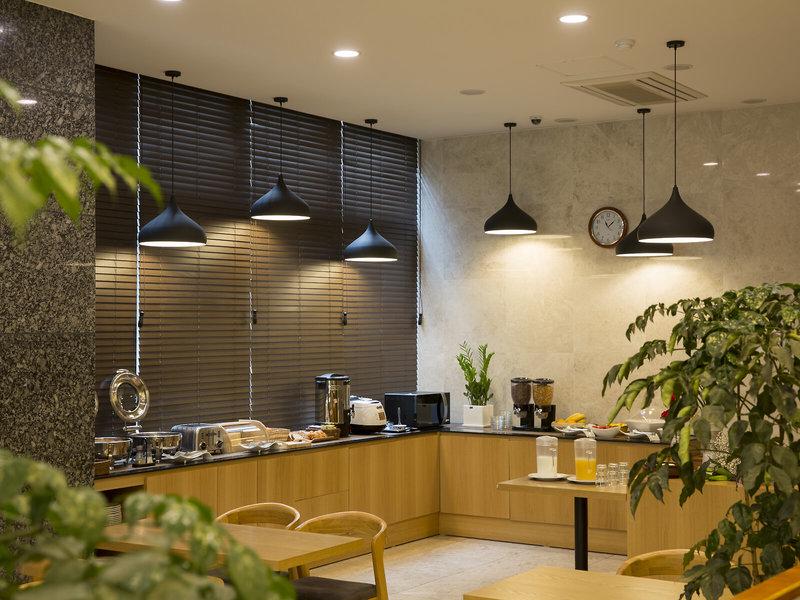 A31E4DA060A9FDE00FF3A98C5112479F