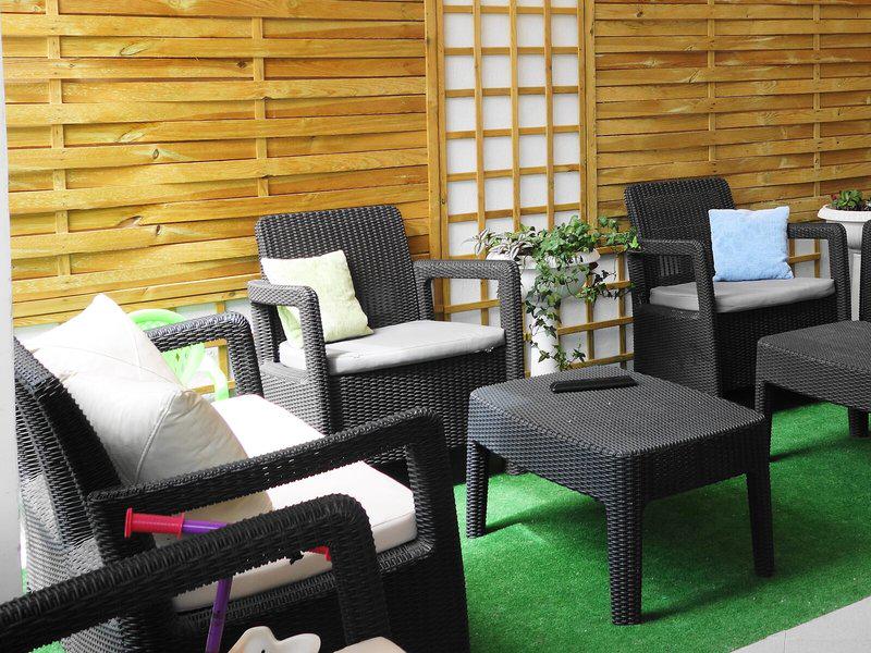 43DCB28E4B8601094A6D3931EBC631CA