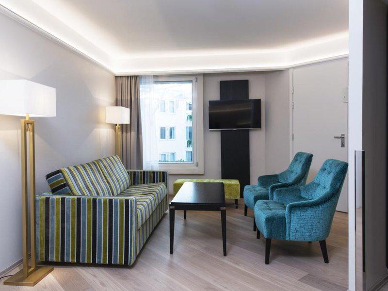 911A7875AEAC5B406EA6E78F93C54376