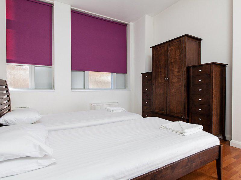 D6462A5A5EBAF3D3225CEEBCC8E161BB