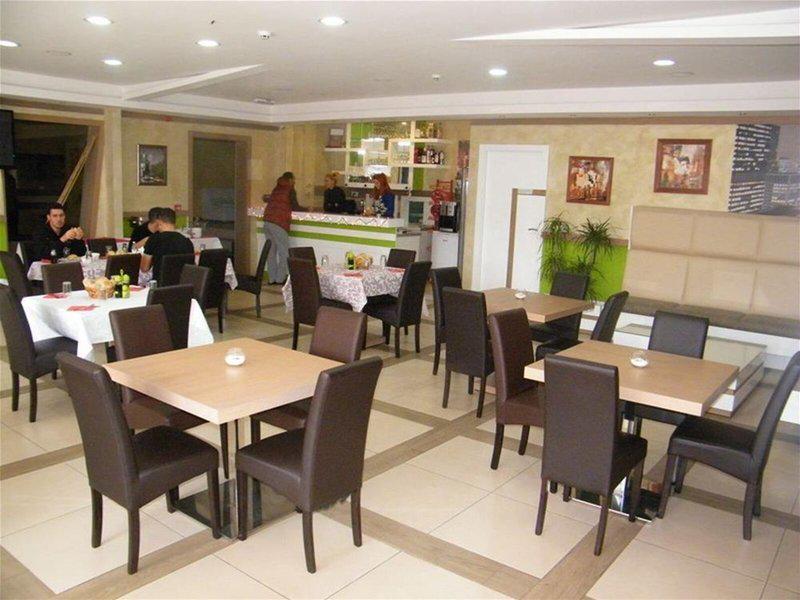 8D6BA5475BE6EA9C1B6AD81E4D259B80