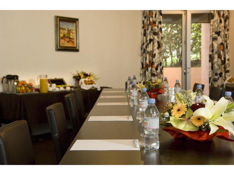 83229929C9B94E3CF3356C25D4A3B7E8