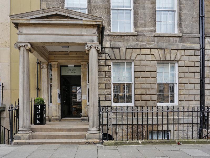 94B95386741037C87F7046EA842C755C