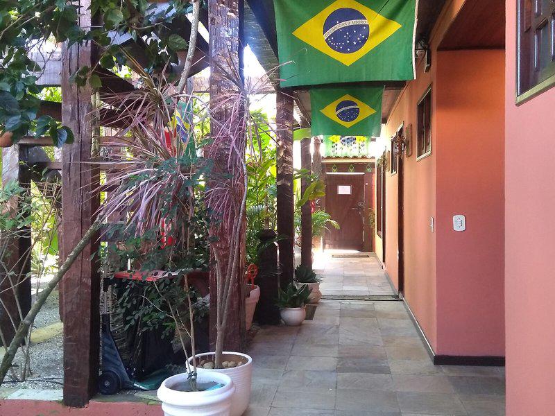 98446B1042A5F1F93DE20D435FC8A4E4