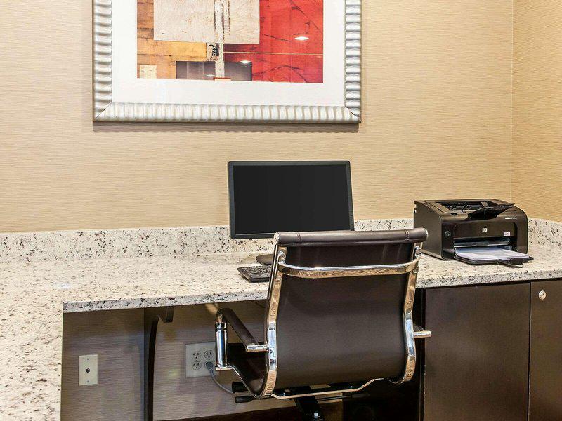 59A0DEEEF03209FF86D0D20EFC7D59B5