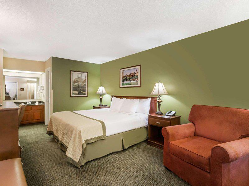 4AE78175DC4429DC850C2DFA1D5479CD