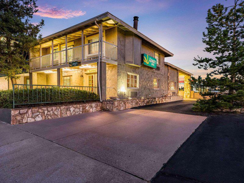 8928B306C235716F21E50F49A455C3B0