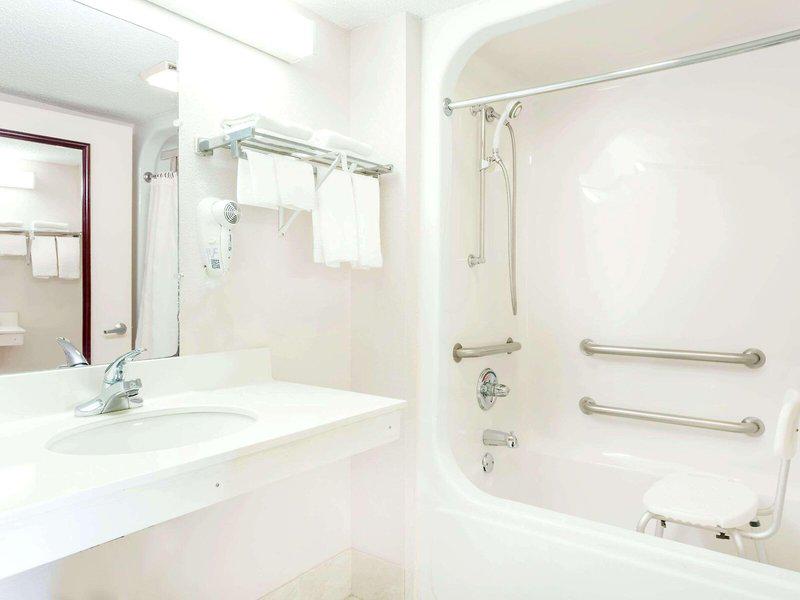 CF96CDC2B415D991492AD7E2692DB023