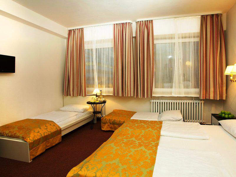 32E018EE872DD3D25C5855862A5E4628